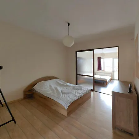 Apartment 2 Bedroom Groovy *